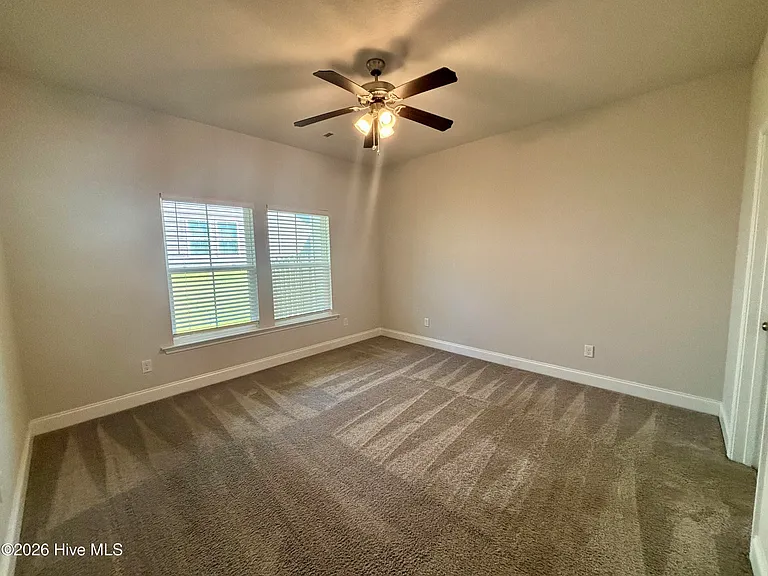 1101 Clareton Dr — Photo 10