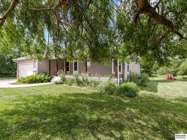 2971 Dale Ln, Arlington, NE 68002