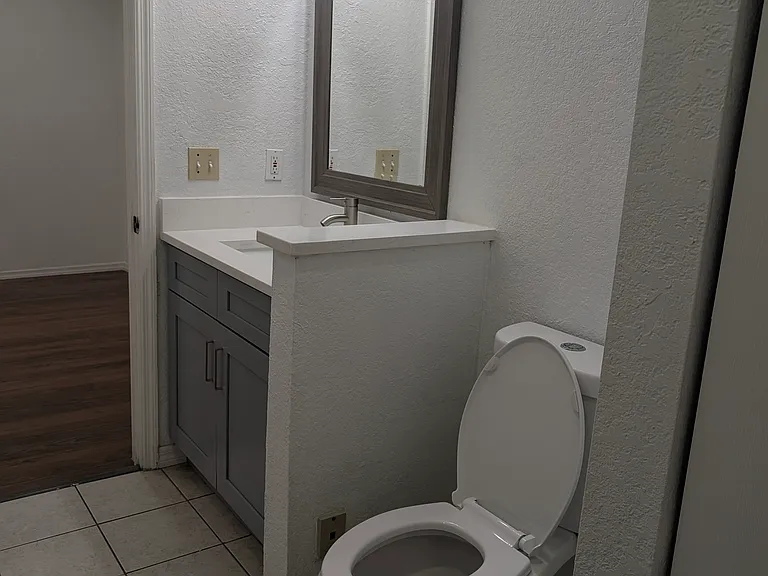 831 Camargo Way #112 — Photo 26