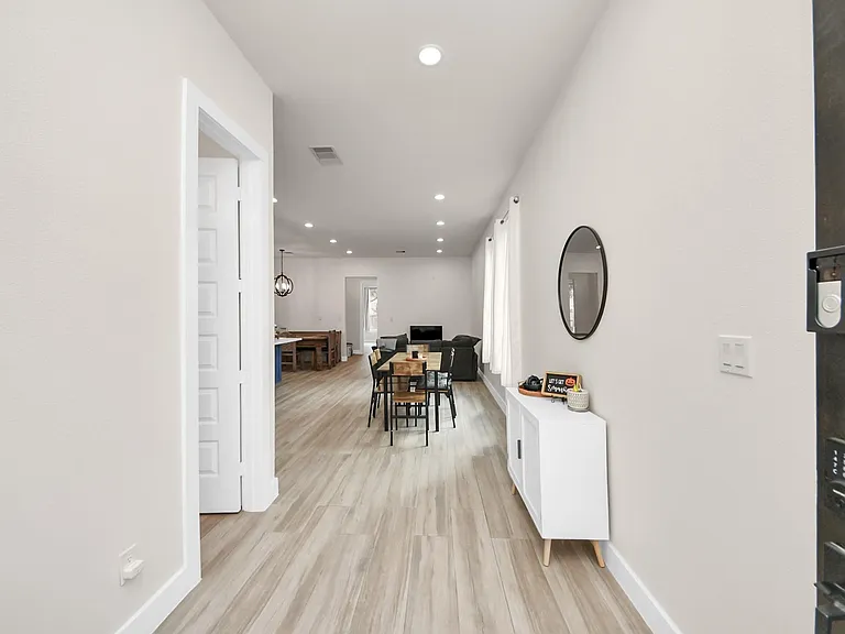 8420A Lanewood Dr — Photo 6