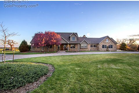 4th image of 328 N Shores Cir