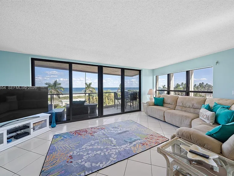 355 S Ocean Dr #401 — Photo 1