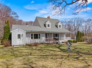 810 Noank Ledyard Rd, Groton, CT 06355
