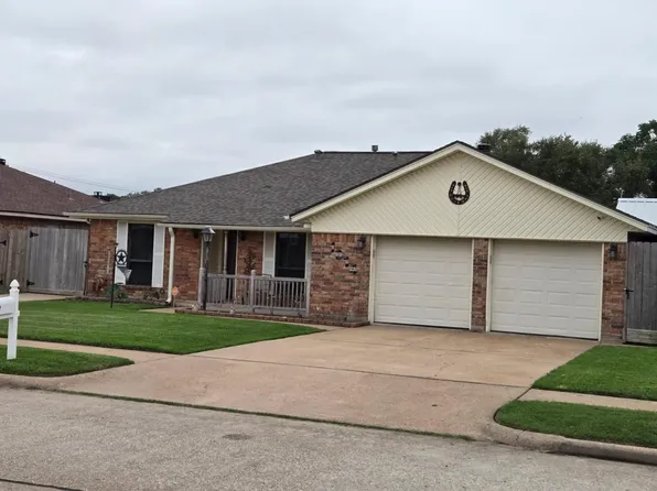 1014 Brookhollow Dr, Deer Park, TX 77536