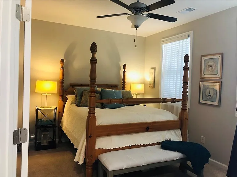 324 Beacons Pl — Photo 4
