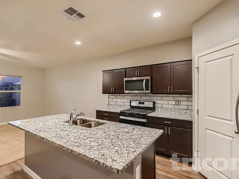 5882 N 195th Dr — Photo 5