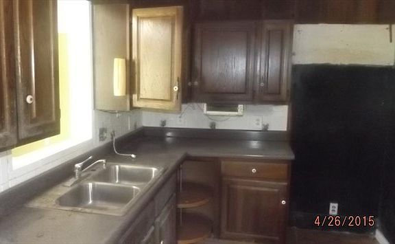 3rd image of 5129 Lathrop Ave
