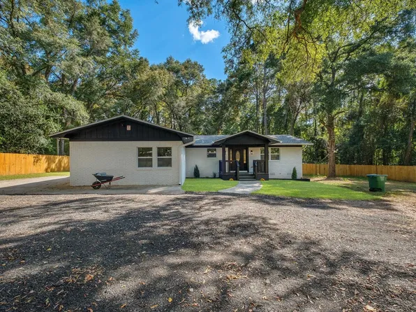 82 Ripp Rd, Quincy, FL 32351