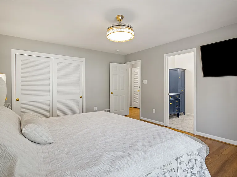 2606 N Quincy St — Photo 48