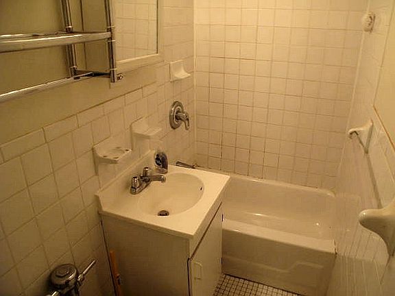 5th image of 172 E 85th St APT 10