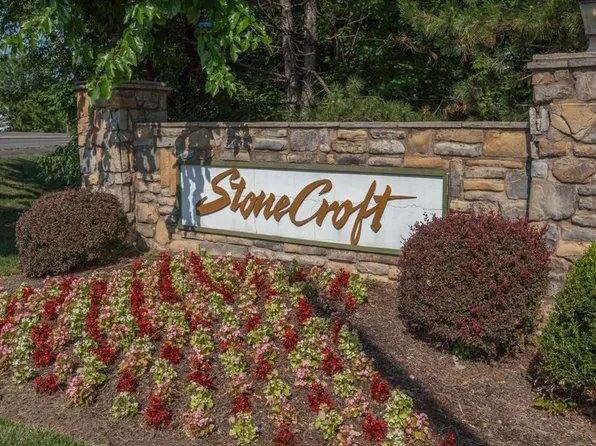 4400 Helmsford Ln APT 103, Fairfax, VA 22033