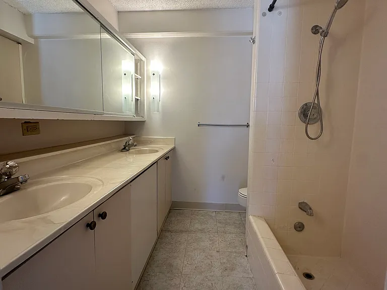 1655 Makaloa St #1801 — Photo 10