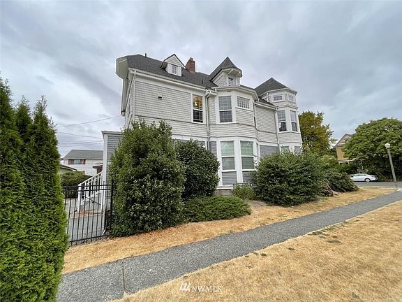 2nd image of 402 N K St #3