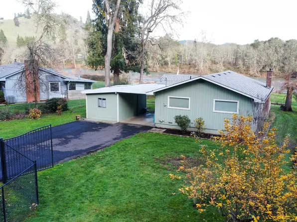 3538 Fisher Rd, Roseburg, OR 97471
