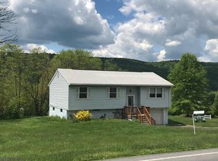 1190 Bloomfield Rd, Roaring Spring, PA 16673