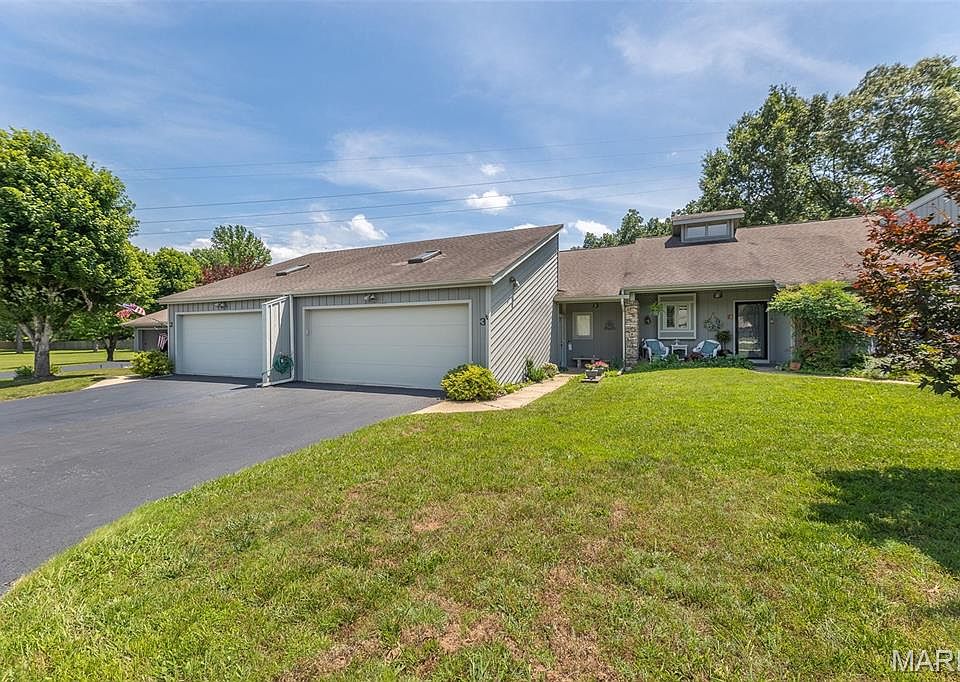 1st image of 3 Shadowbrook Dr