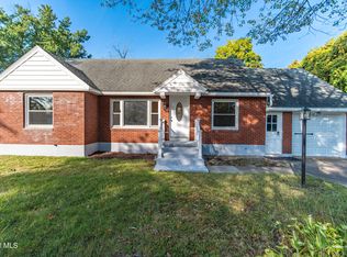 2313 Balltown Road, Niskayuna, NY 12309