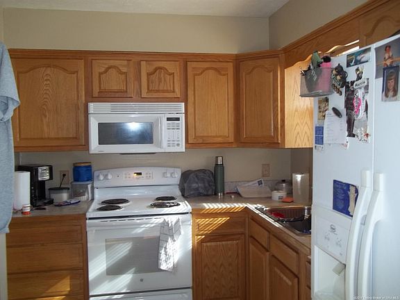 3rd image of 1255 Regina Ln NW