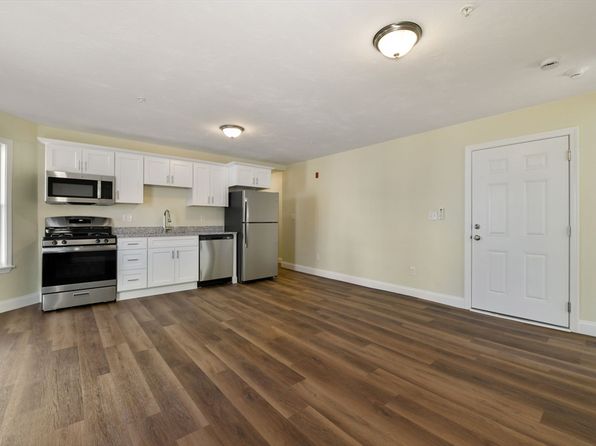 9 Waverly St APT 2, Brockton, MA 02301