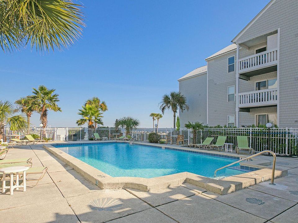 1330 Miracle Strip Pkwy SE APT 106, Fort Walton Beach, FL 32548 | Zillow