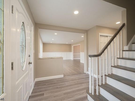 4th image of 15 Shepherds Ln