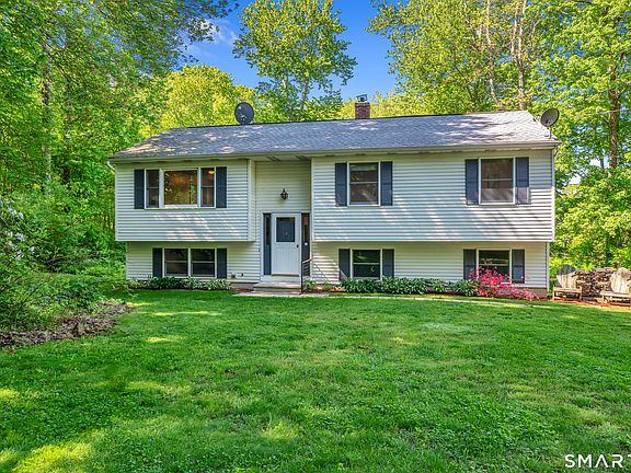 4th image of 797 Middletown Road