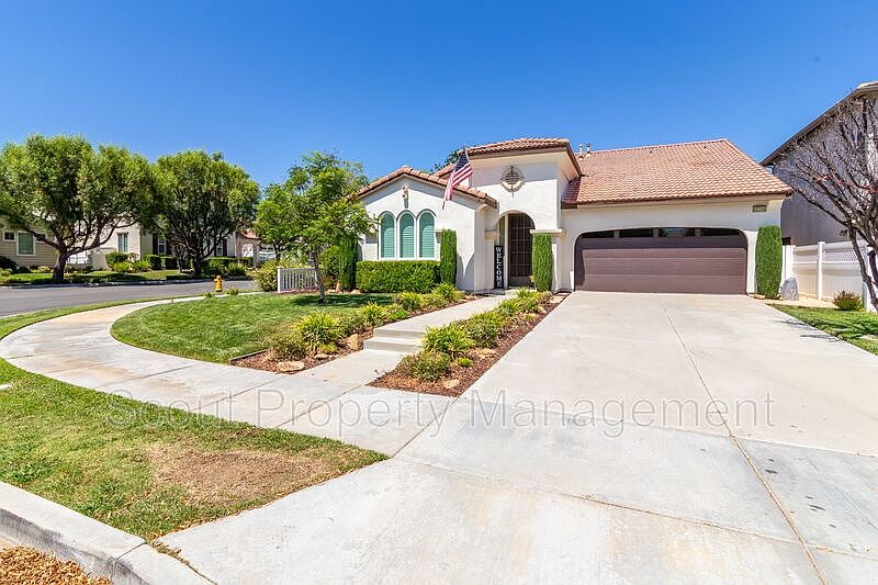 1st image of 40346 Trenton Ct