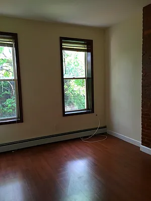 Rented by EXR | media 2