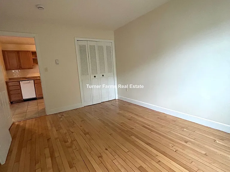 10 Armington St #4C — Photo 3