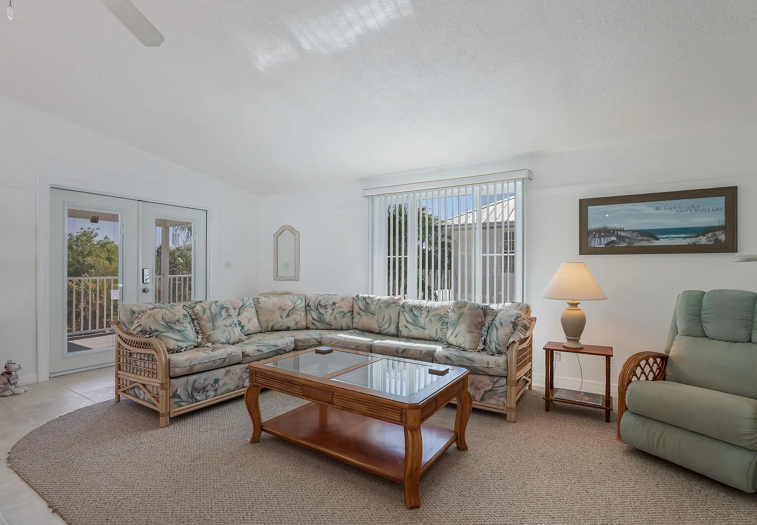 3 bed, 1248 sqft, $3,590 — Photo 3
