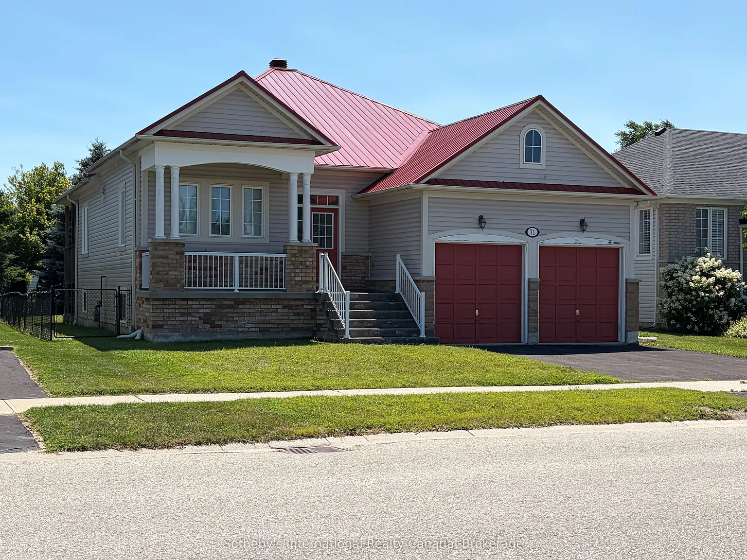 3 bed, $2,600 — Photo 2