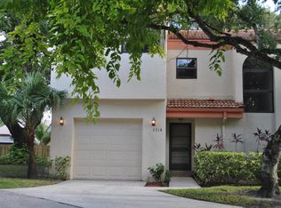 3314 Old Oak Ln #901, Hollywood, FL 33021