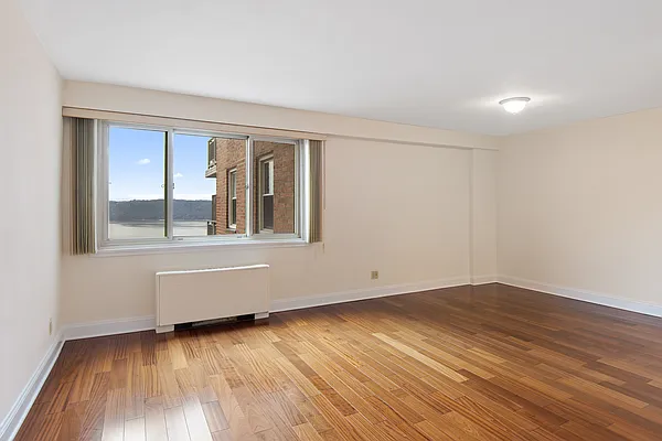 Sold by REMAX Distinguished Homes | media 6