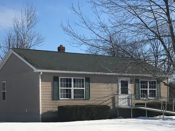 26 Timberview Drive, Skowhegan, ME 04976