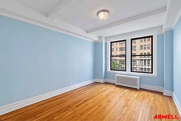 Rented by Arwell Realty | media 12