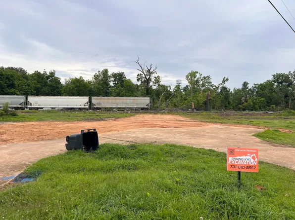 108 Jackson St, Grand Junction, TN 38039