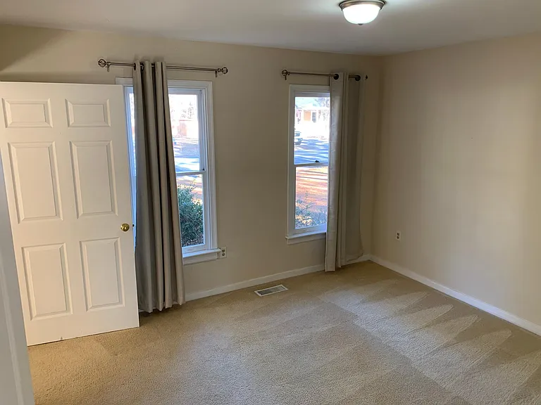 2609 Tavern Way — Photo 11