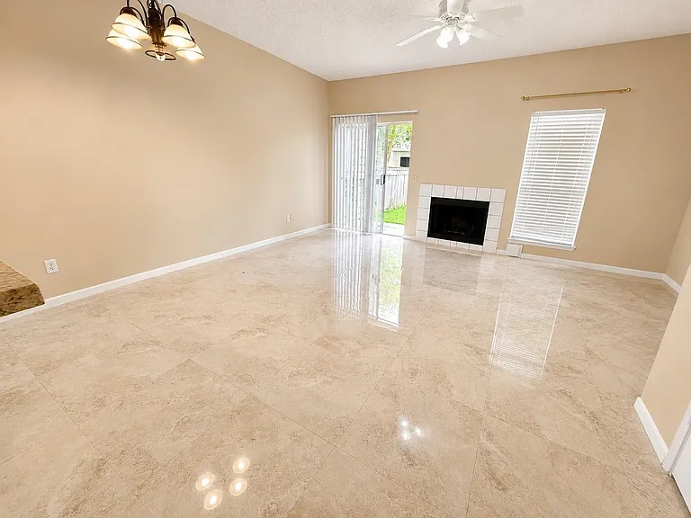 2910 Grants Lake Blvd #1008 — Photo 4