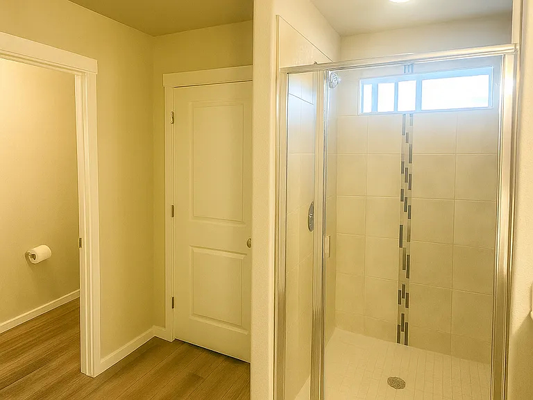 Primary Bathroom 4