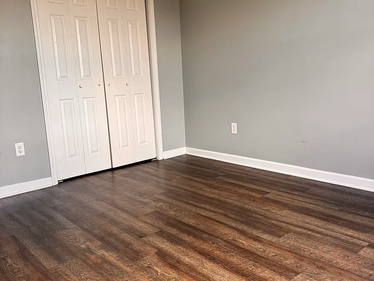 292 Audley Ave #B — Photo 11