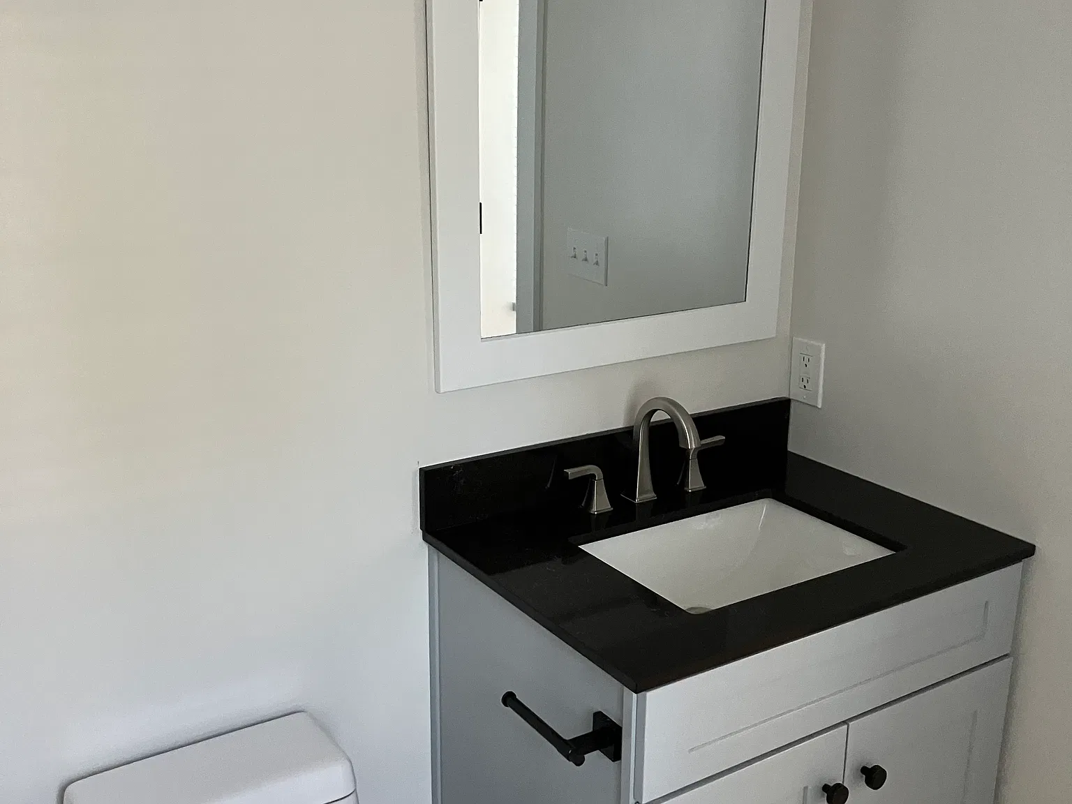 1 bed, $2,000 — Photo 4