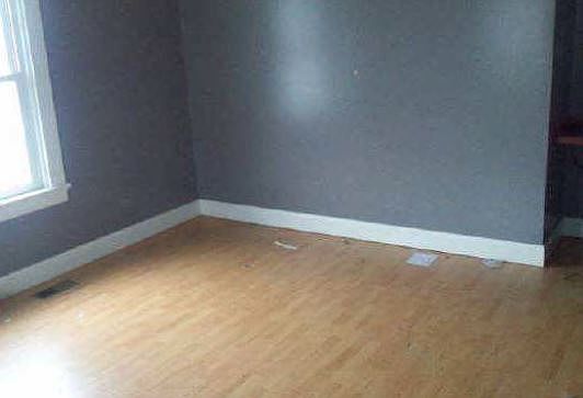 4th image of 327 W South St
