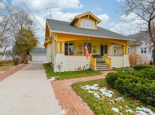 143 5th St, Neenah, WI 54956