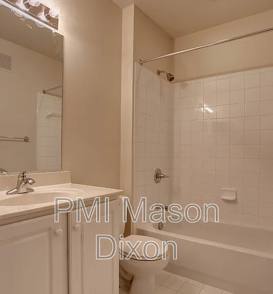 5801 Clipper Ln #404 — Photo 22