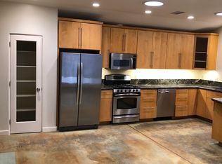 214 El Conejo Dr, Ojai, CA 93023