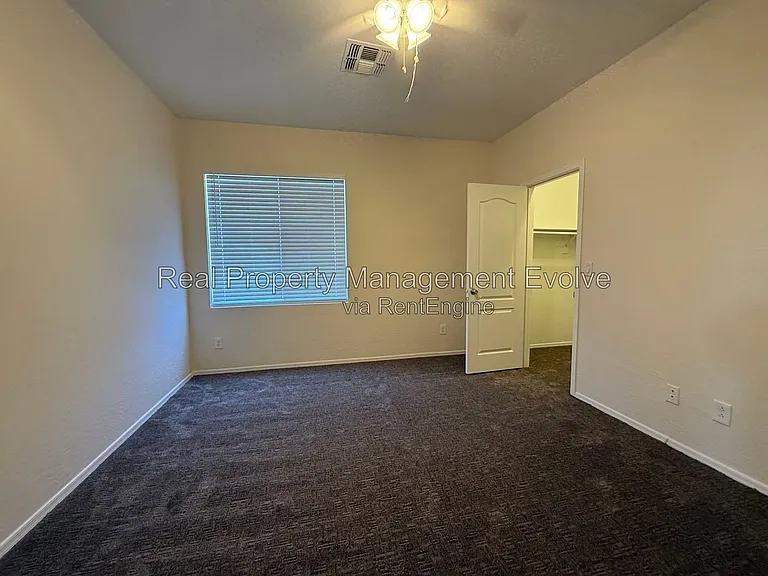 1234 W Remington Dr — Photo 33