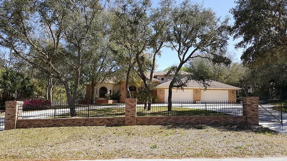 1st image of 18424 Oak Way Dr