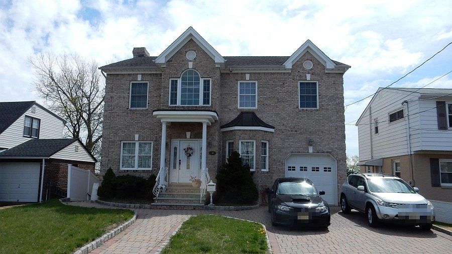 1st image of 36 Madison St