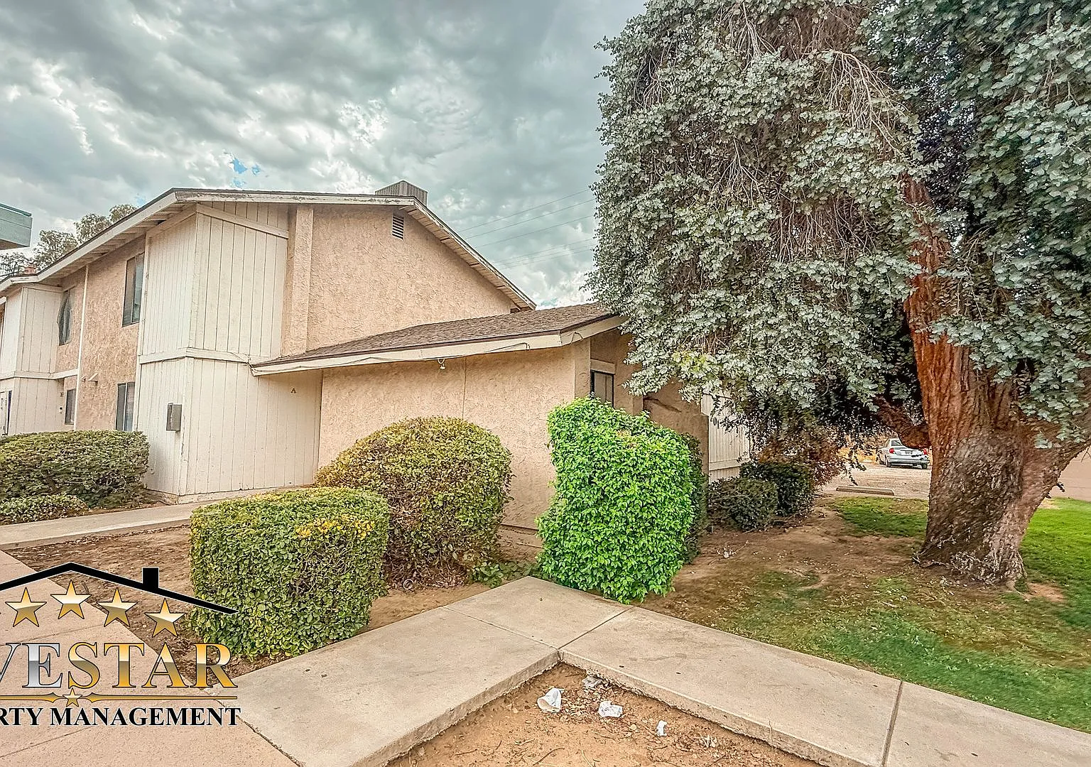 201 Jardin Ct — Photo 1