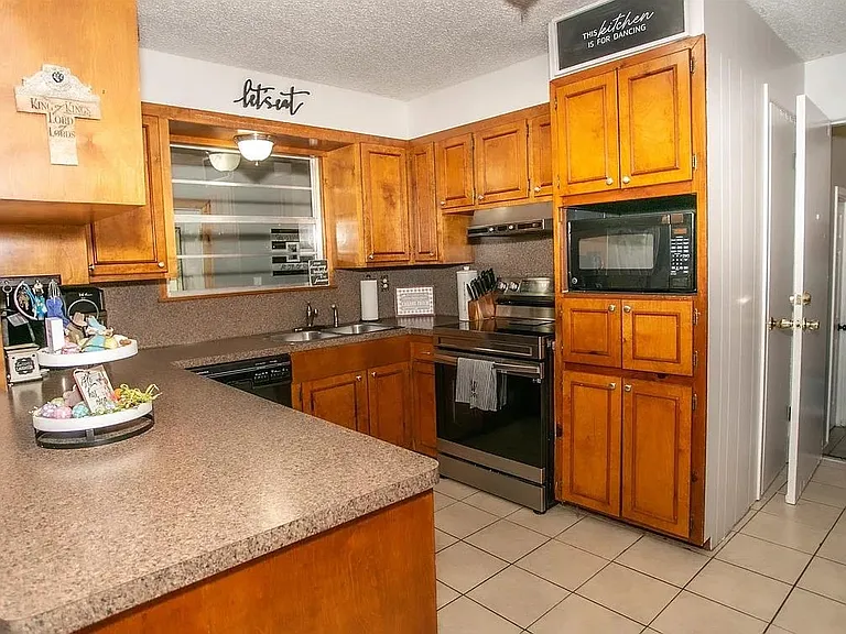 3605 Forest Trl — Photo 15